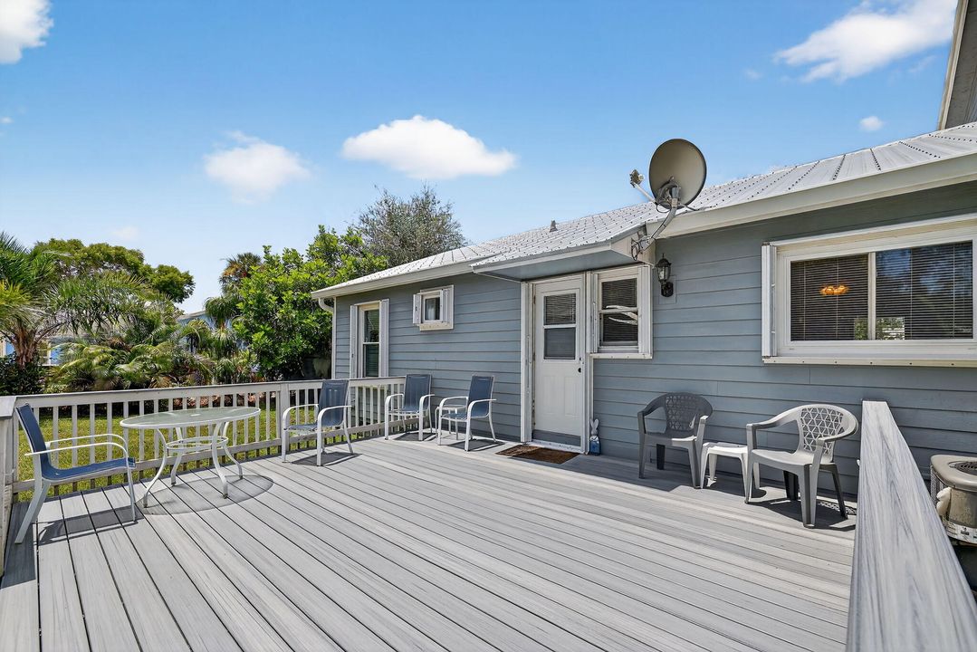 Под контрактом: $525,000 (4 спален, 3 ванн, 1850 Квадратных фут)