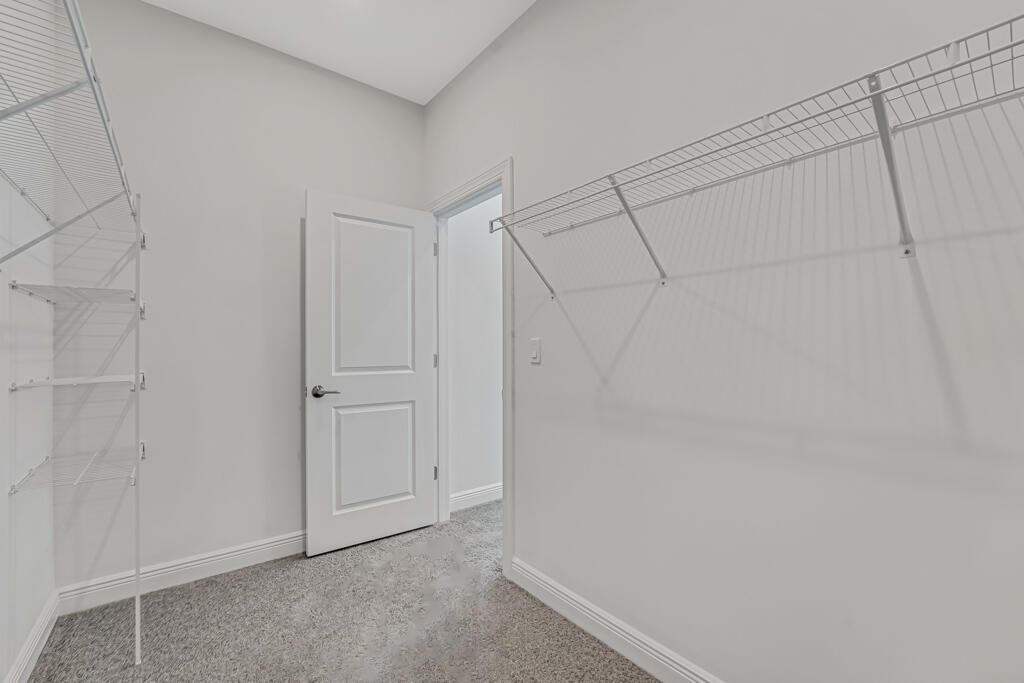 出租: $3,900 (3 贝兹, 3 浴室, 1834 平方英尺)