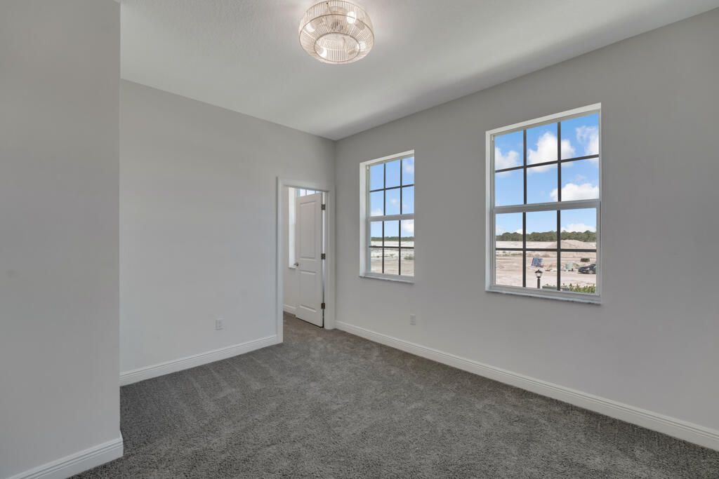 出租: $3,900 (3 贝兹, 3 浴室, 1834 平方英尺)