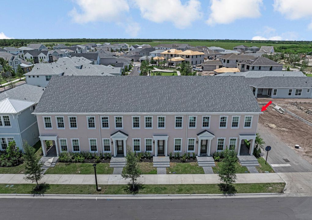 出租: $3,900 (3 贝兹, 3 浴室, 1834 平方英尺)