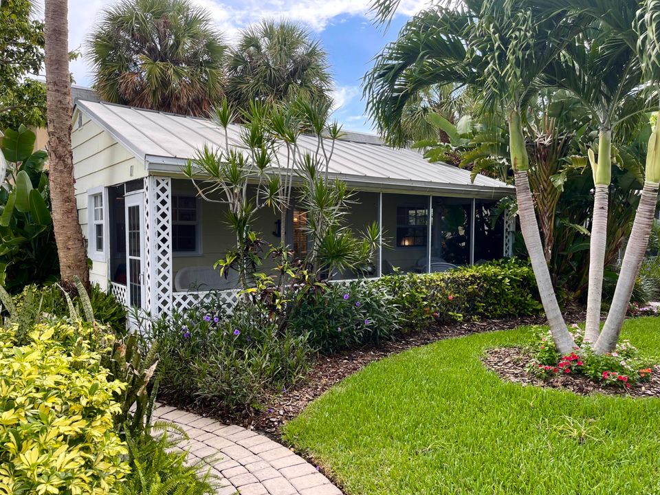 合同活跃: $1,799,000 (0 贝兹, 0 浴室, 2894 平方英尺)