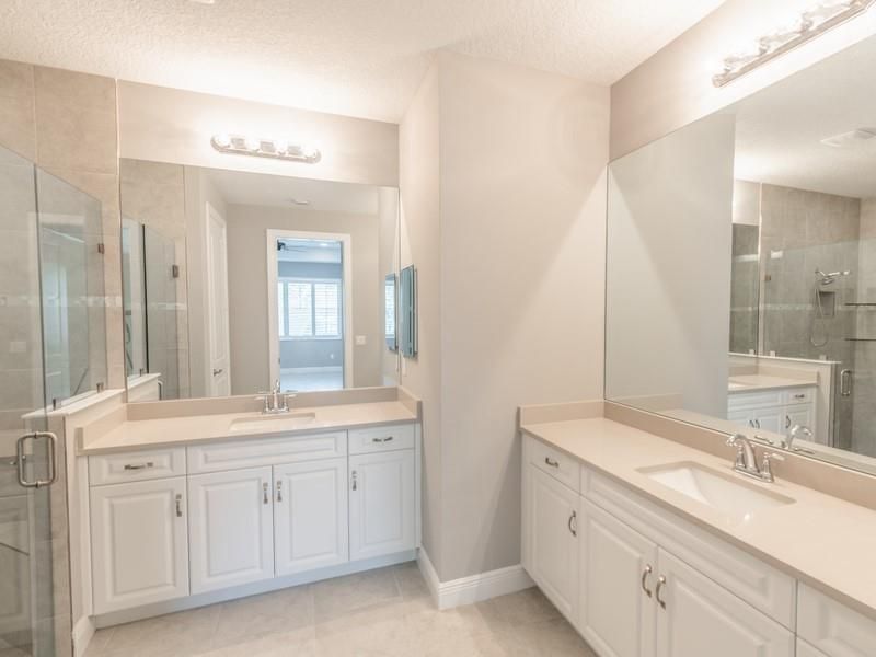 待售: $440,000 (3 贝兹, 2 浴室, 1959 平方英尺)