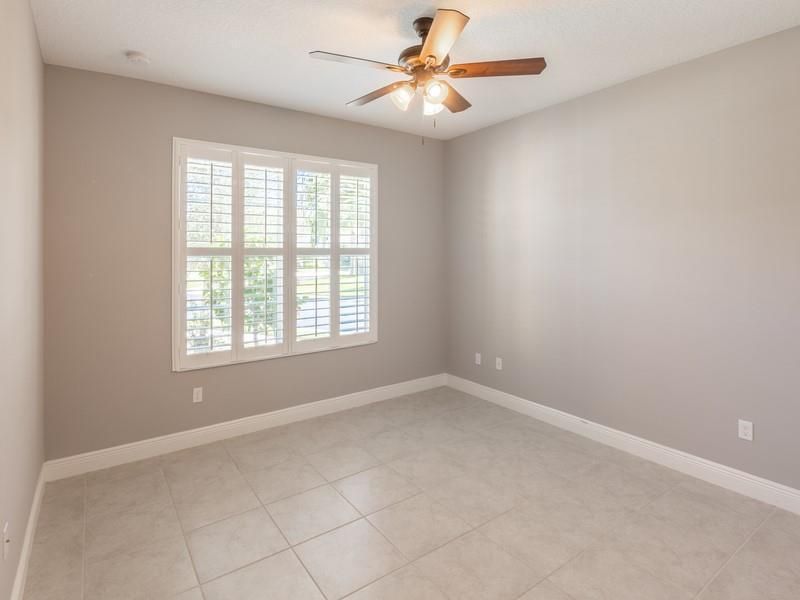 待售: $440,000 (3 贝兹, 2 浴室, 1959 平方英尺)