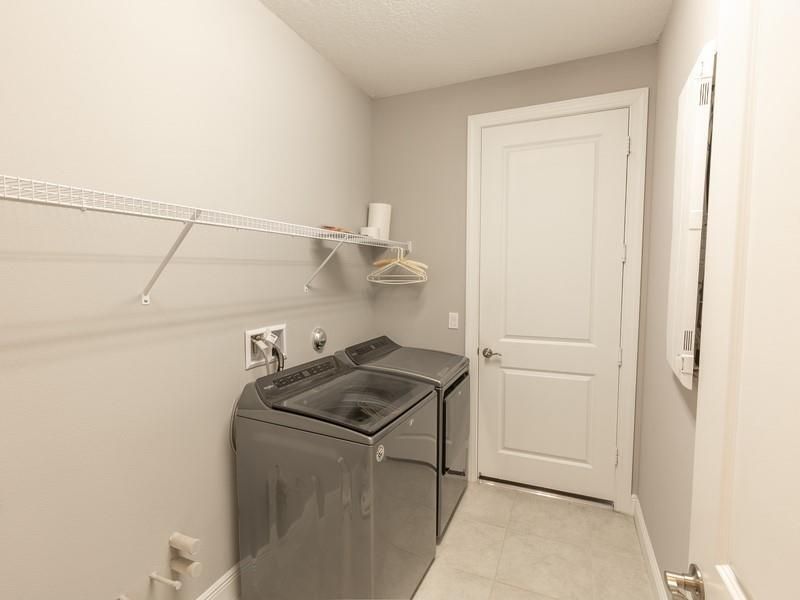 待售: $440,000 (3 贝兹, 2 浴室, 1959 平方英尺)