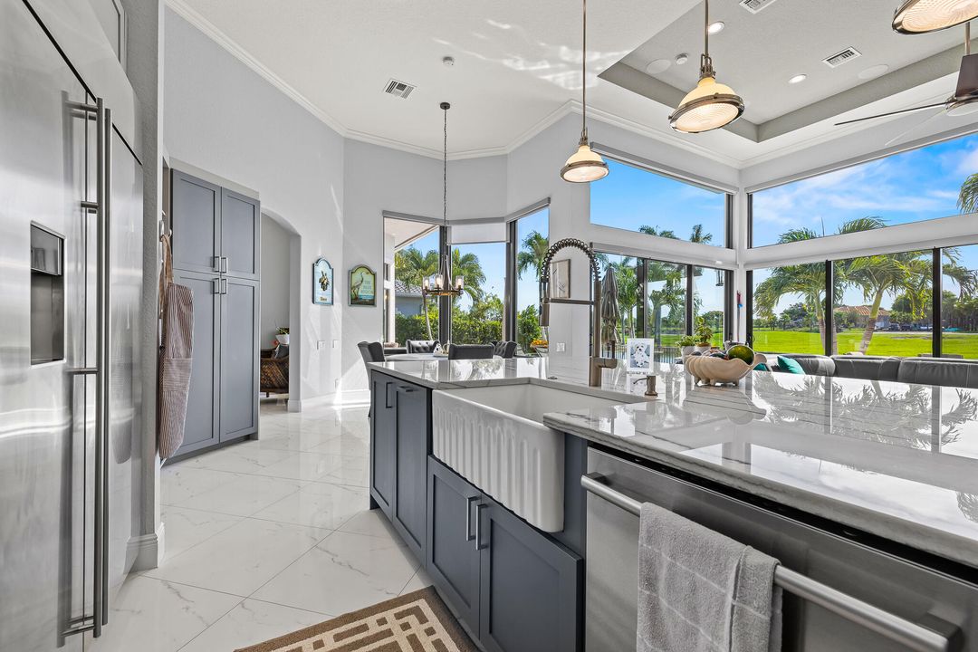 For Sale: $1,789,900 (5 beds, 4 baths, 3850 Square Feet)