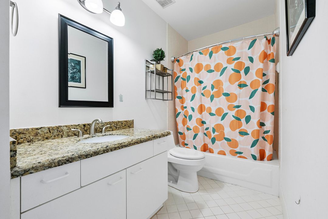 合同活跃: $230,000 (3 贝兹, 2 浴室, 1447 平方英尺)