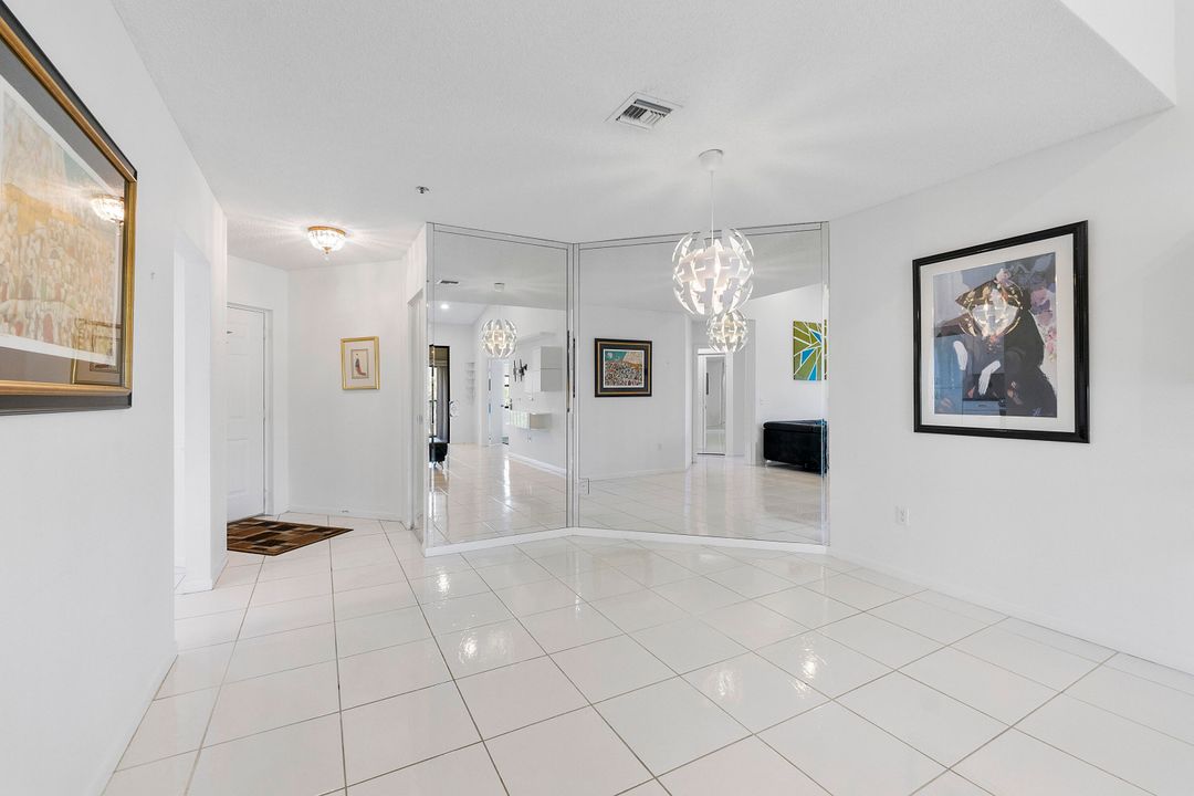 合同活跃: $230,000 (3 贝兹, 2 浴室, 1447 平方英尺)