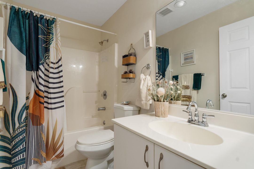 待售: $165,000 (2 贝兹, 2 浴室, 1420 平方英尺)