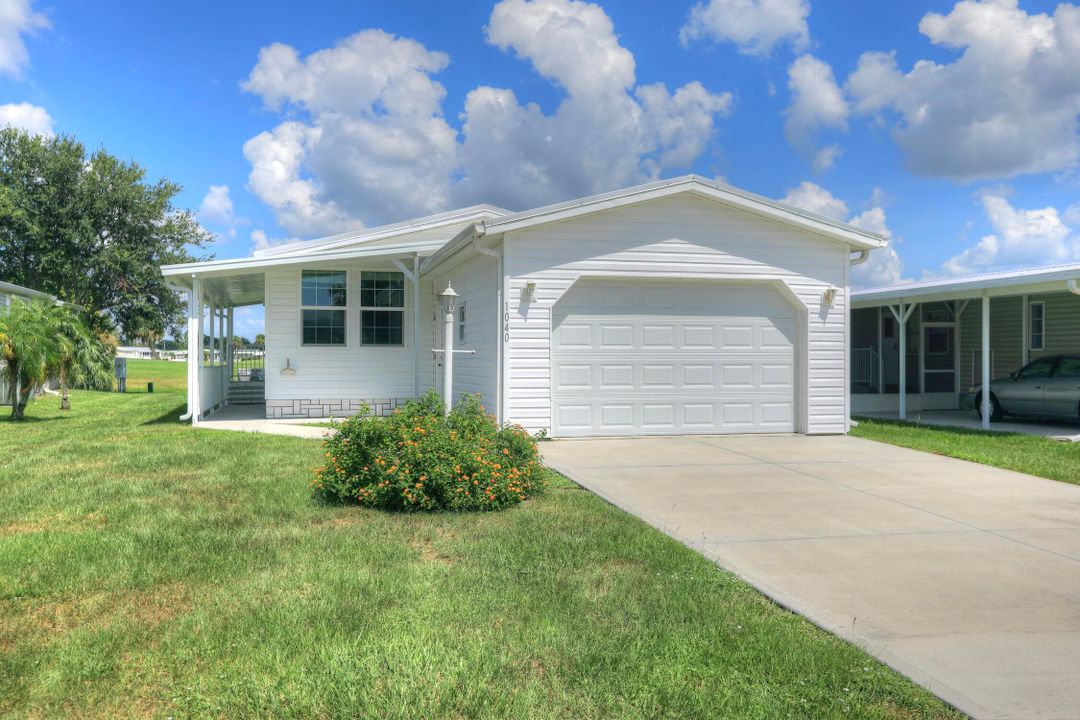 For Sale: $327,000 (3 beds, 2 baths, 1421 Square Feet)