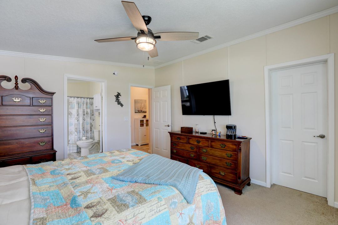 For Sale: $327,000 (3 beds, 2 baths, 1421 Square Feet)