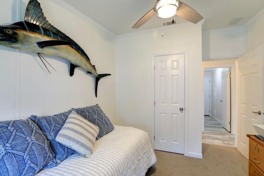 For Sale: $327,000 (3 beds, 2 baths, 1421 Square Feet)