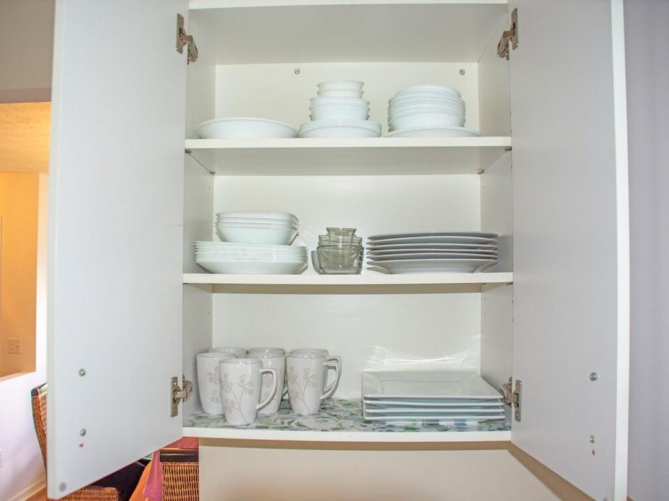 待售: $165,000 (2 贝兹, 2 浴室, 1420 平方英尺)