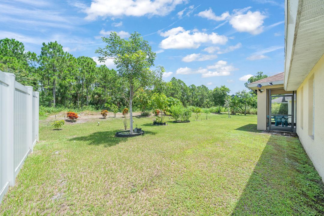 For Sale: $374,500 (4 beds, 2 baths, 1796 Square Feet)