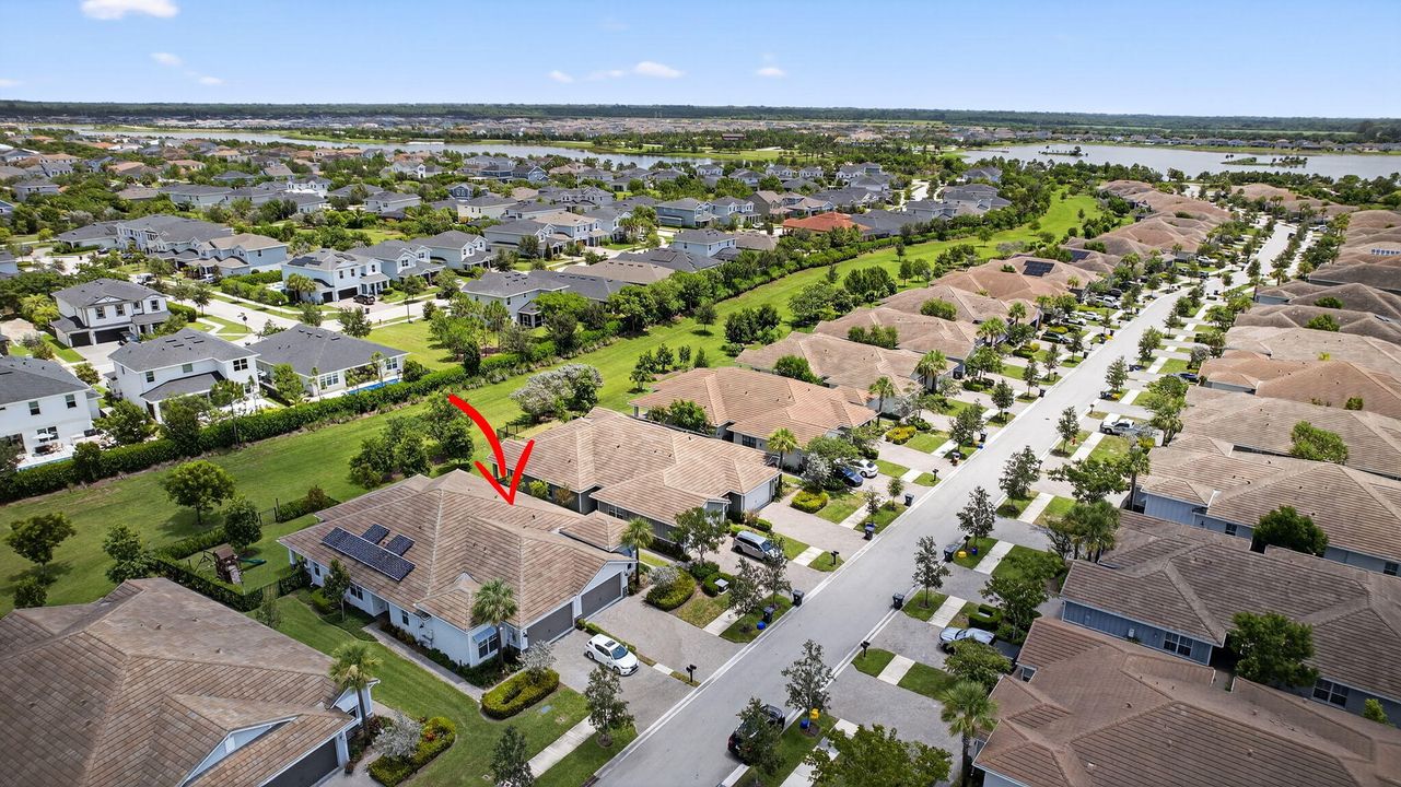 合同活跃: $495,000 (3 贝兹, 2 浴室, 1925 平方英尺)