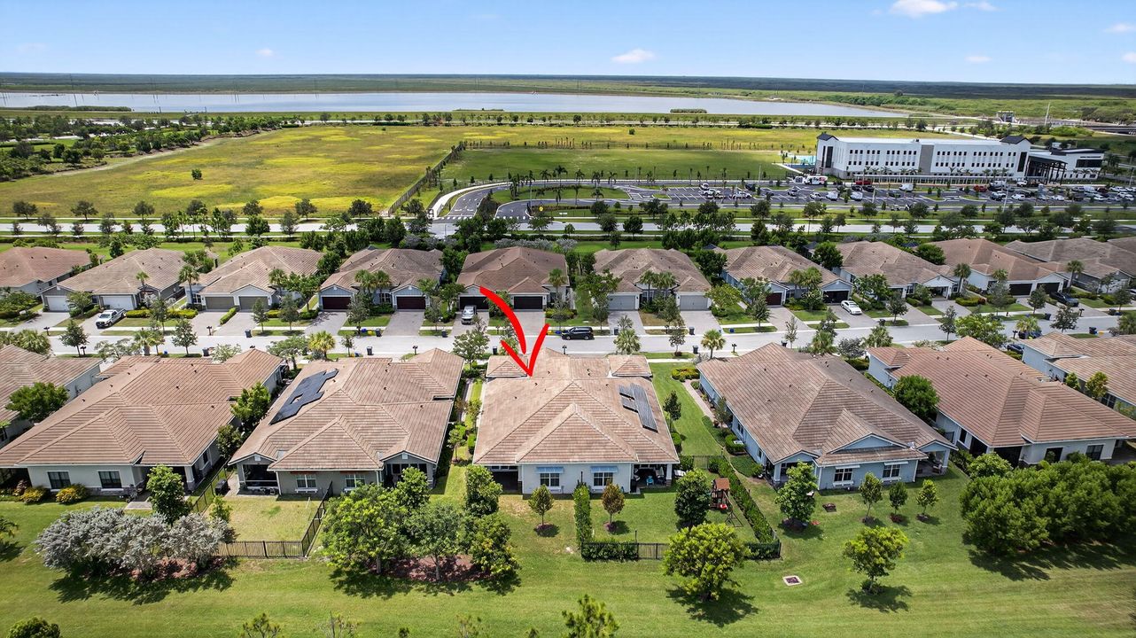 合同活跃: $495,000 (3 贝兹, 2 浴室, 1925 平方英尺)