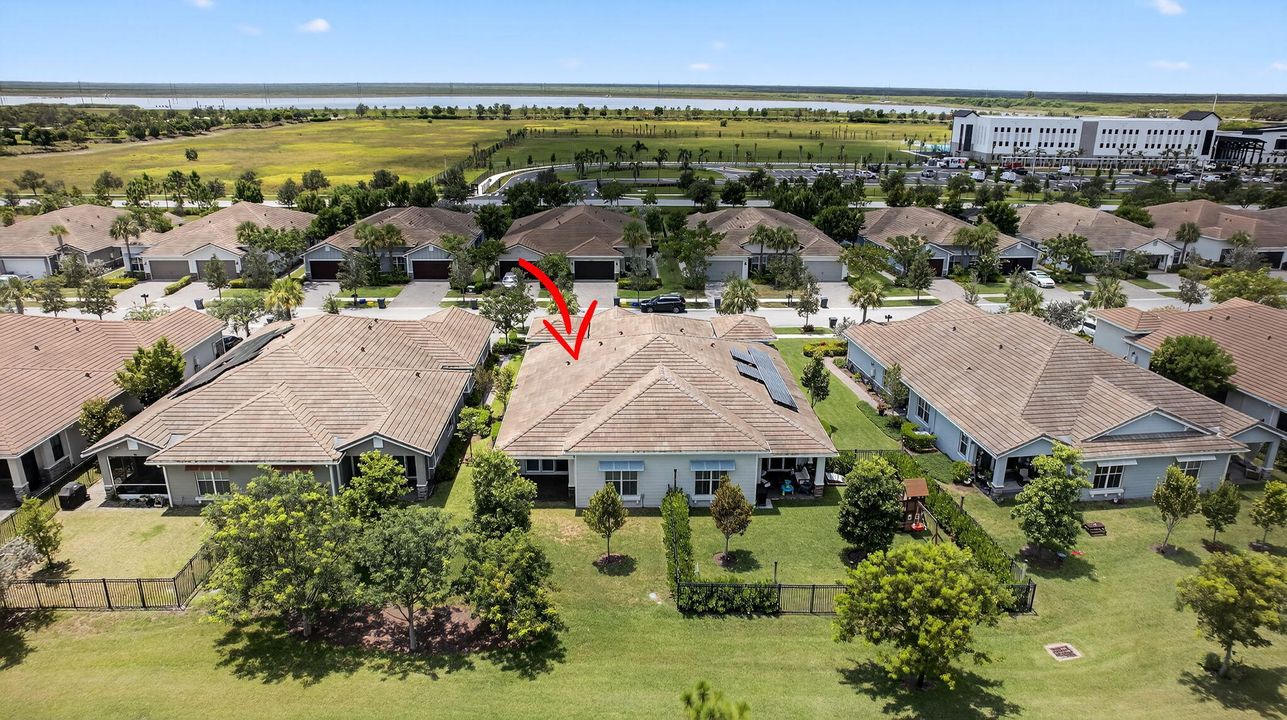 合同活跃: $495,000 (3 贝兹, 2 浴室, 1925 平方英尺)