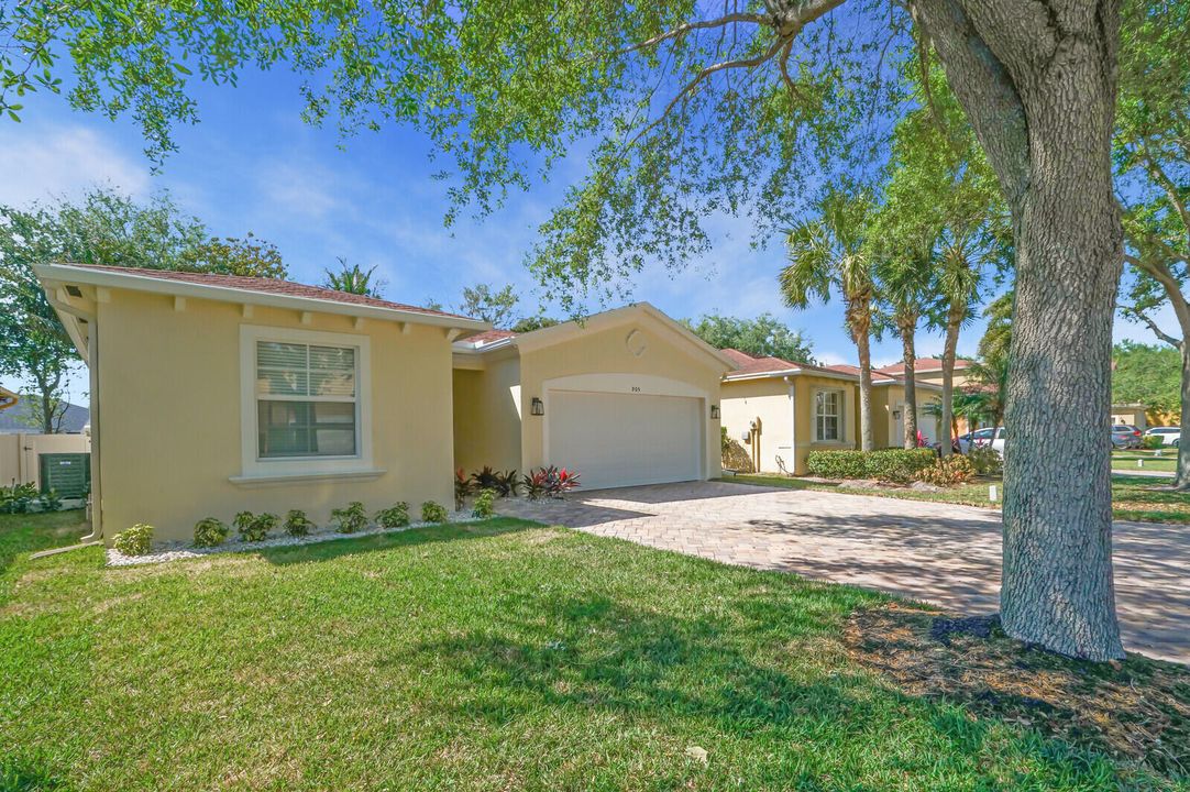 Recientemente alquilado: $3,200 (3 camas, 2 baños, 1842 Pies cuadrados)