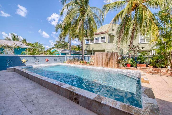 На продажу: $1,398,990 (0 спален, 0 ванн, 4120 Квадратных фут)