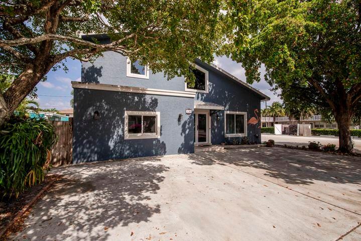 На продажу: $1,398,990 (0 спален, 0 ванн, 4120 Квадратных фут)