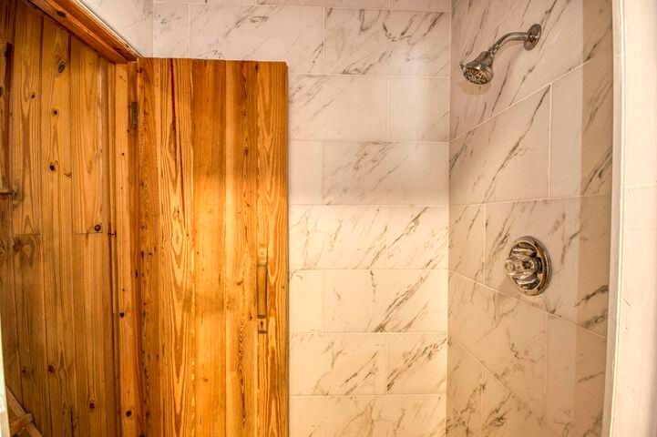 На продажу: $1,398,990 (0 спален, 0 ванн, 4120 Квадратных фут)