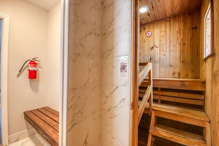 На продажу: $1,398,990 (0 спален, 0 ванн, 4120 Квадратных фут)