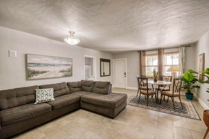 На продажу: $1,398,990 (0 спален, 0 ванн, 4120 Квадратных фут)