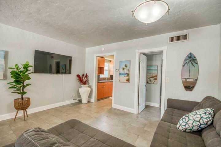 На продажу: $1,398,990 (0 спален, 0 ванн, 4120 Квадратных фут)