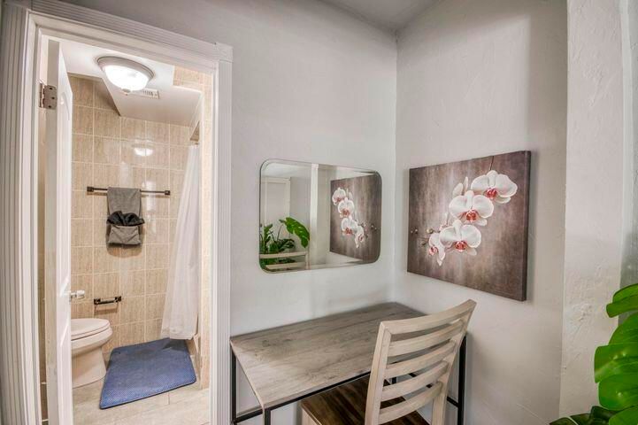 На продажу: $1,398,990 (0 спален, 0 ванн, 4120 Квадратных фут)