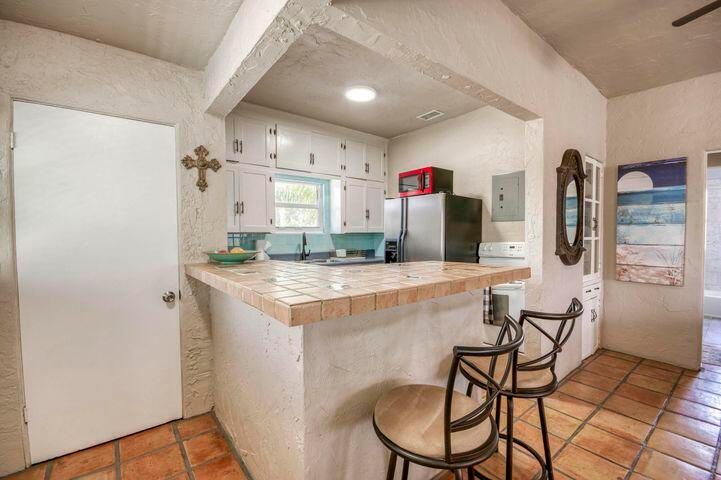 На продажу: $1,398,990 (0 спален, 0 ванн, 4120 Квадратных фут)