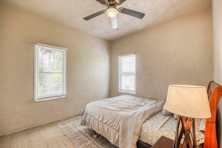 На продажу: $1,398,990 (0 спален, 0 ванн, 4120 Квадратных фут)