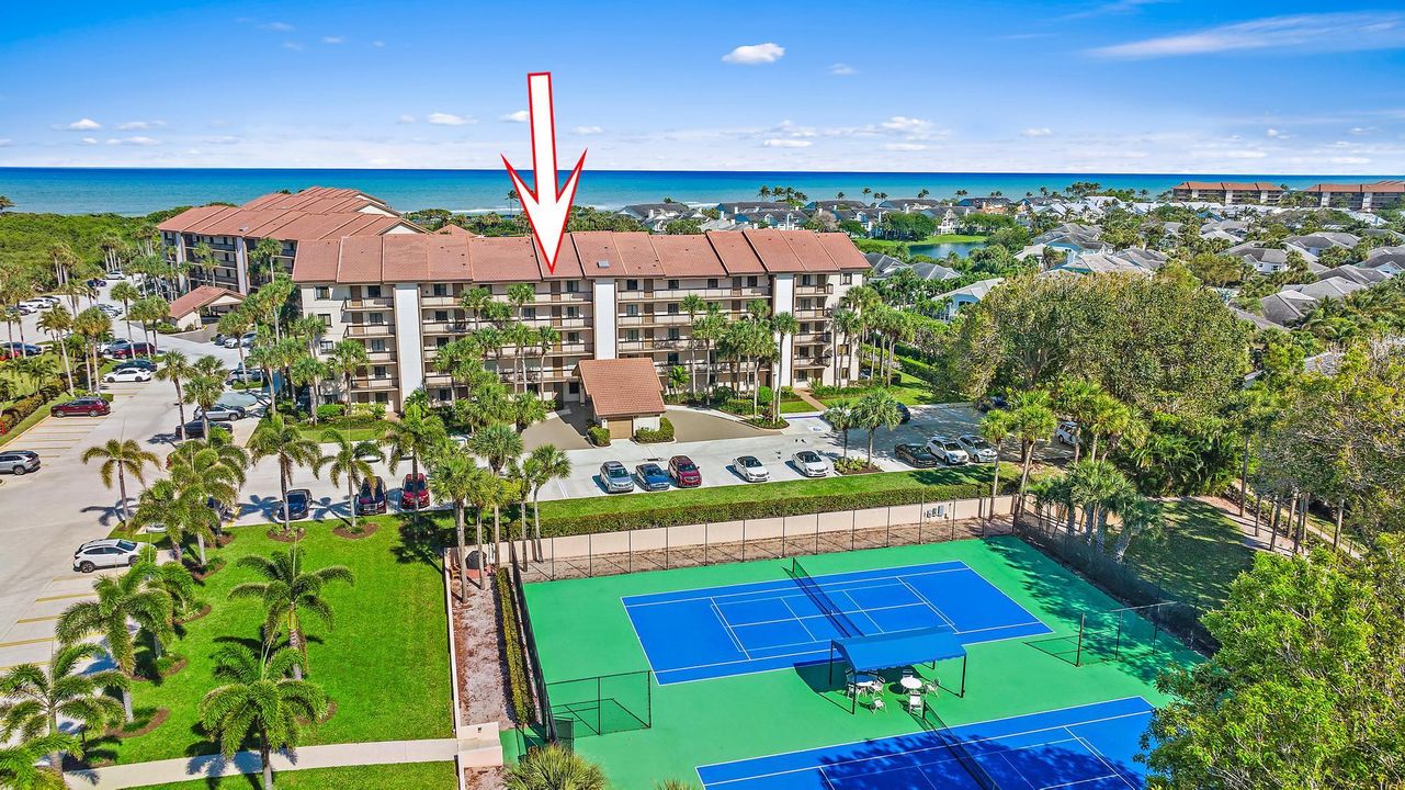 Activo con contrato: $8,500 (2 camas, 2 baños, 1385 Pies cuadrados)