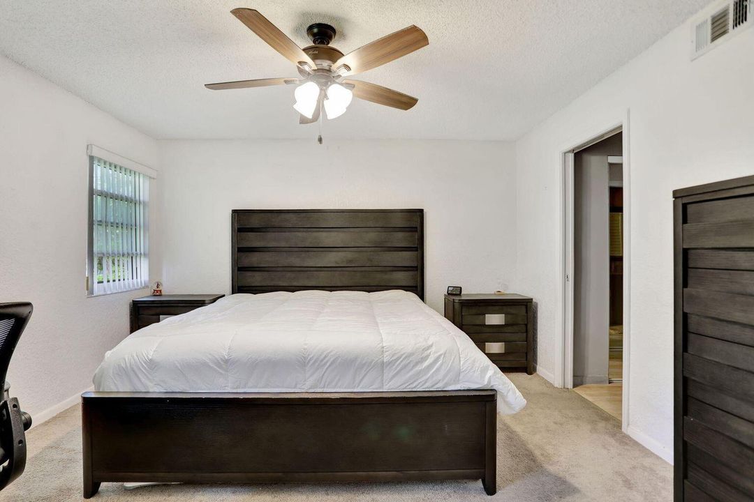 Active With Contract: $403,000 (3 beds, 2 baths, 1807 Square Feet)