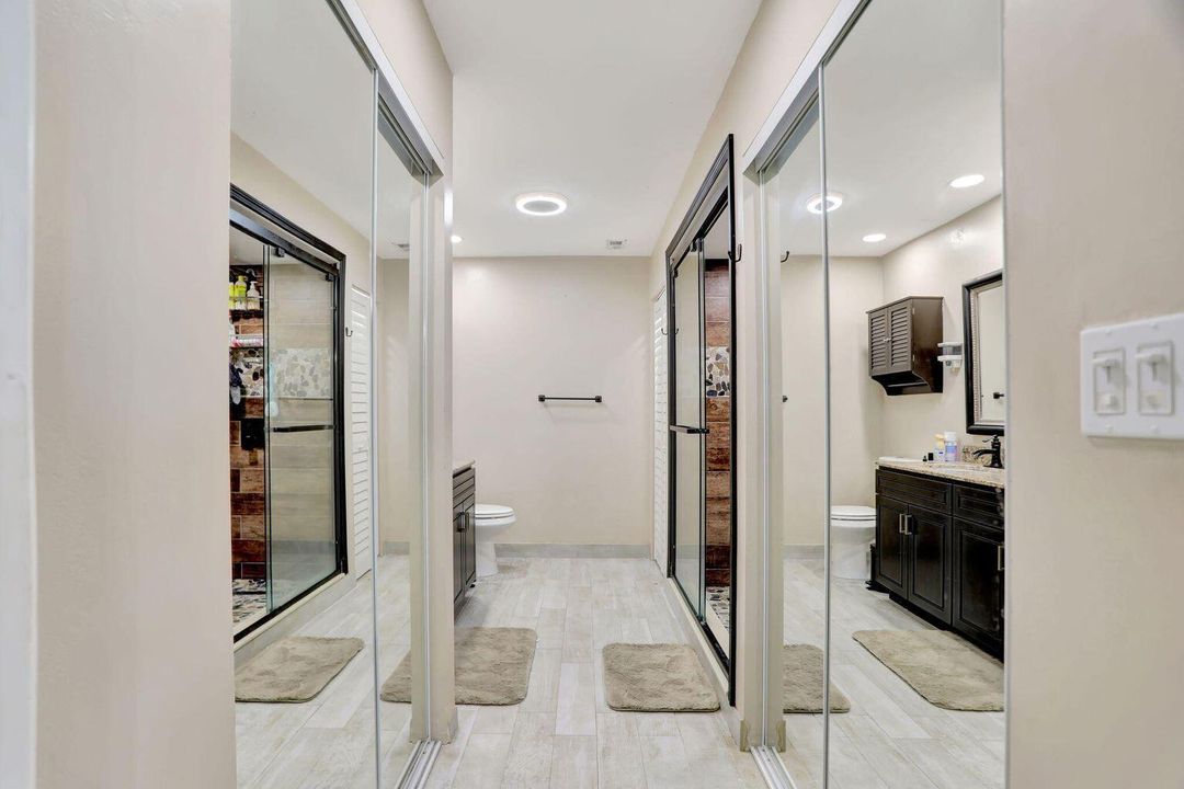 Active With Contract: $403,000 (3 beds, 2 baths, 1807 Square Feet)