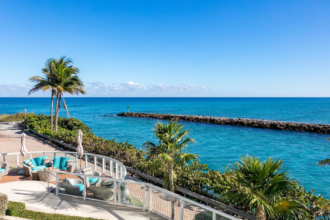 For Sale: $10,995,000 (4 beds, 6 baths, 5060 Square Feet)