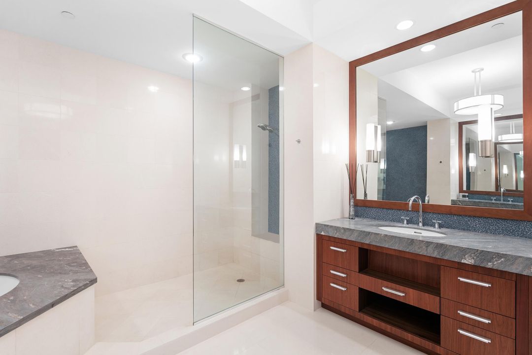 For Sale: $10,995,000 (4 beds, 6 baths, 5060 Square Feet)