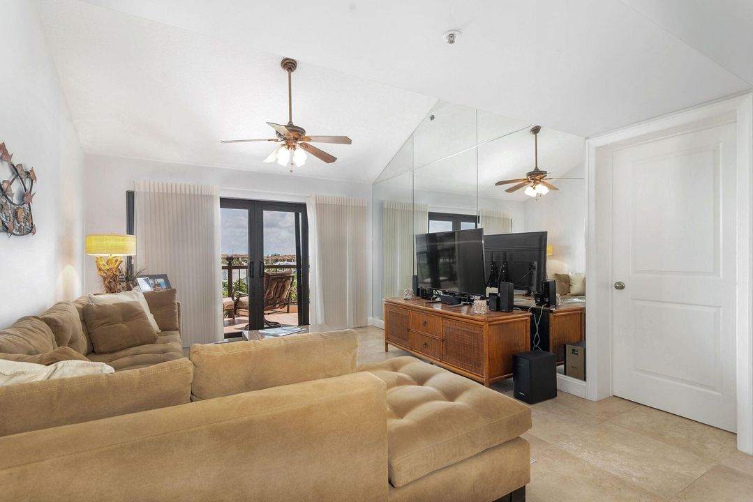 Active With Contract: $7,500 (2 beds, 2 baths, 1385 Square Feet)