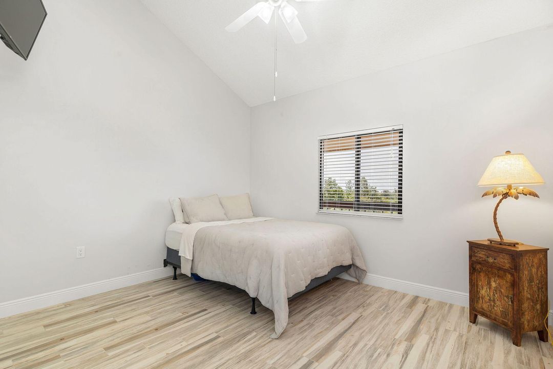 Active With Contract: $7,500 (2 beds, 2 baths, 1385 Square Feet)