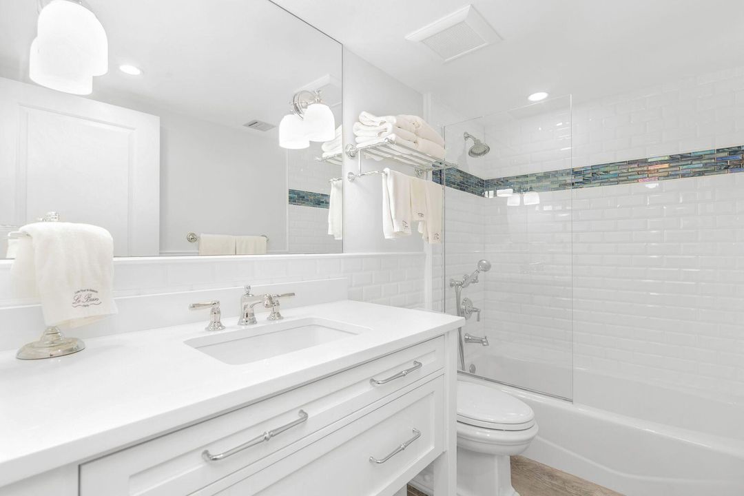 Active With Contract: $7,500 (2 beds, 2 baths, 1385 Square Feet)