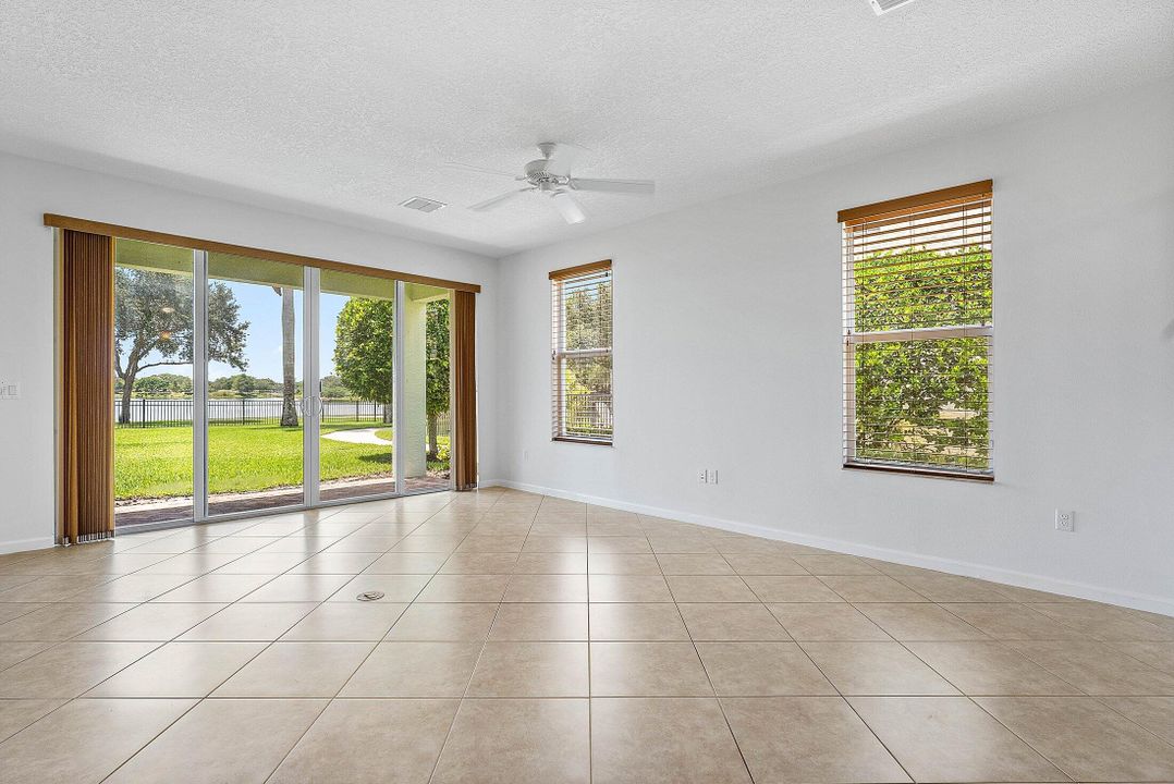 На продажу: $889,000 (3 спален, 2 ванн, 2161 Квадратных фут)