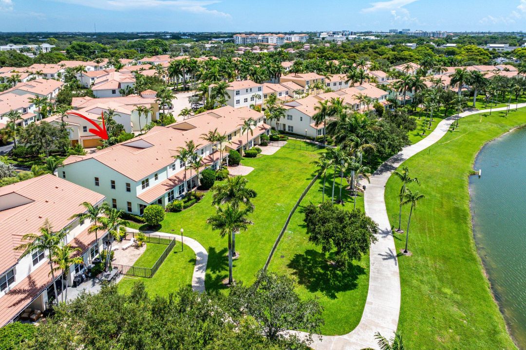 На продажу: $889,000 (3 спален, 2 ванн, 2161 Квадратных фут)