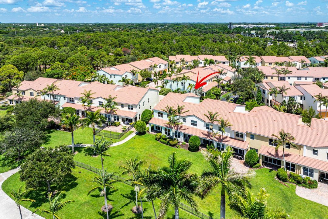 На продажу: $889,000 (3 спален, 2 ванн, 2161 Квадратных фут)