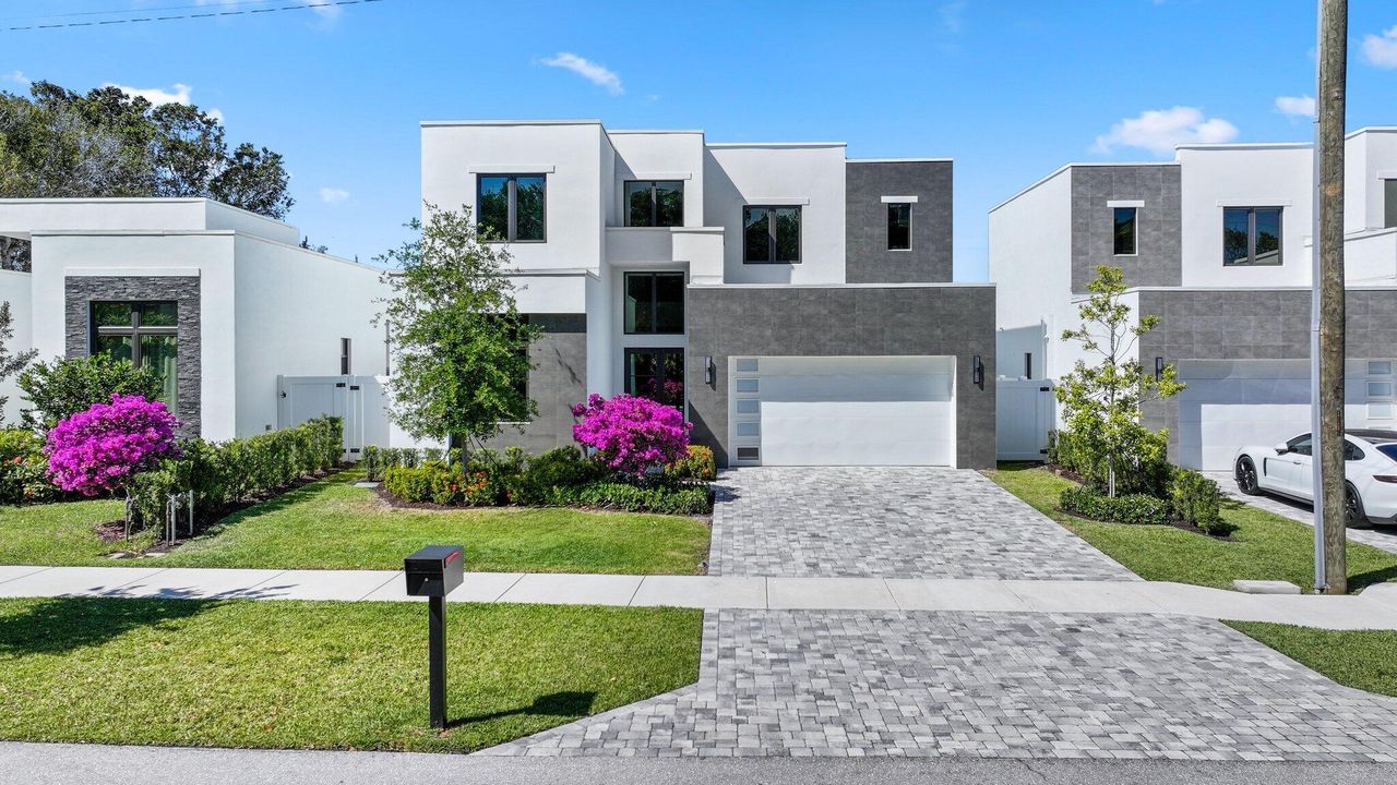 Recently Rented: $15,000 (5 beds, 4 baths, 3358 Square Feet)