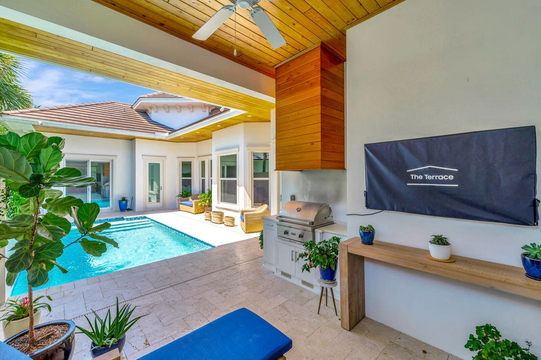 待售: $2,650,000 (3 贝兹, 3 浴室, 2854 平方英尺)