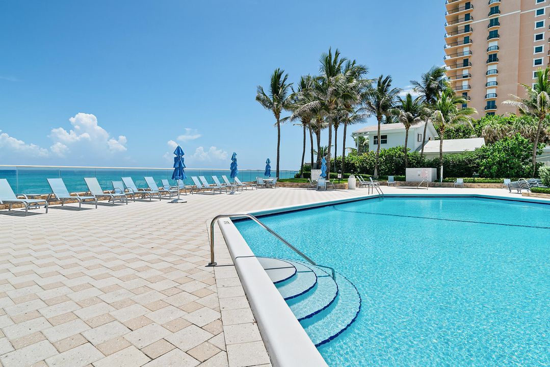 For Rent: $10,000 (2 beds, 2 baths, 1642 Square Feet)