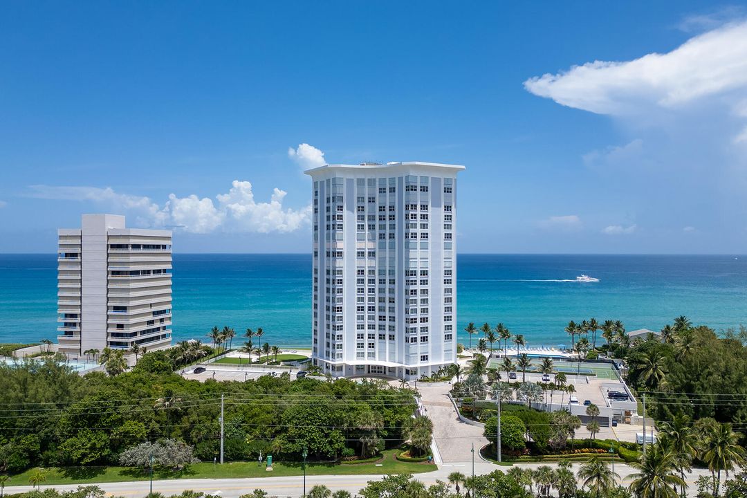 For Rent: $10,000 (2 beds, 2 baths, 1642 Square Feet)