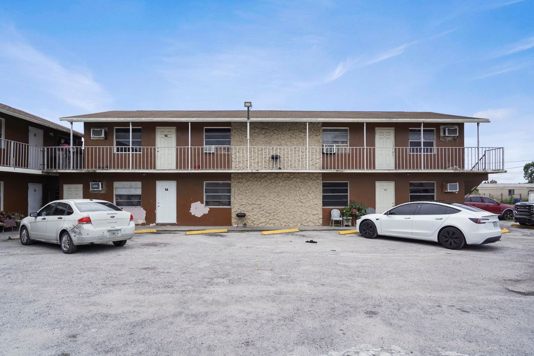 Под контрактом: $1,350,000 (0 спален, 0 ванн, 13220 Квадратных фут)