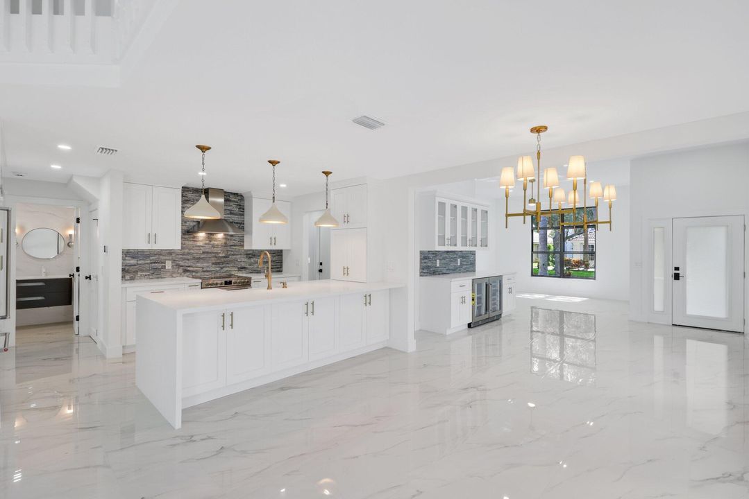 Недавно арендовано: $7,500 (4 спален, 3 ванн, 2539 Квадратных фут)