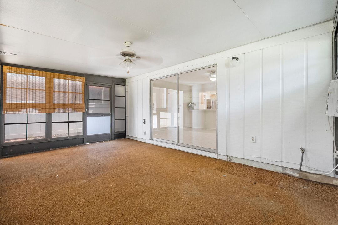 Active With Contract: $195,000 (2 beds, 2 baths, 1037 Square Feet)