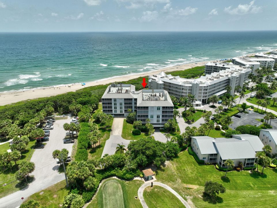 For Sale: $679,000 (1 beds, 1 baths, 1001 Square Feet)