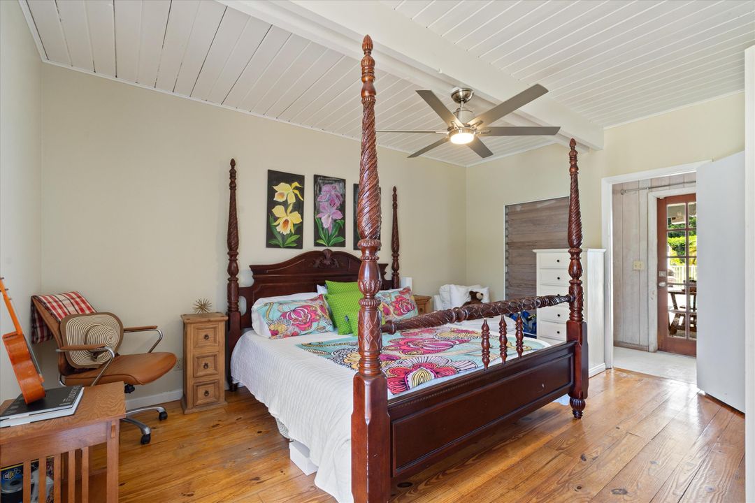 Active With Contract: $1,895,000 (4 beds, 3 baths, 3765 Square Feet)